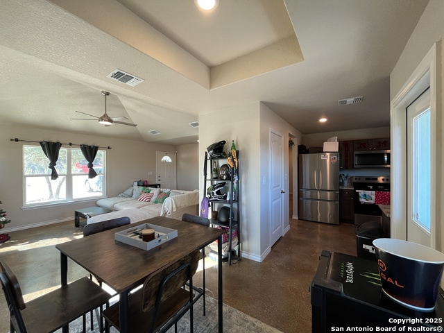 Image 7 of 31 For 2708 Golf Dr