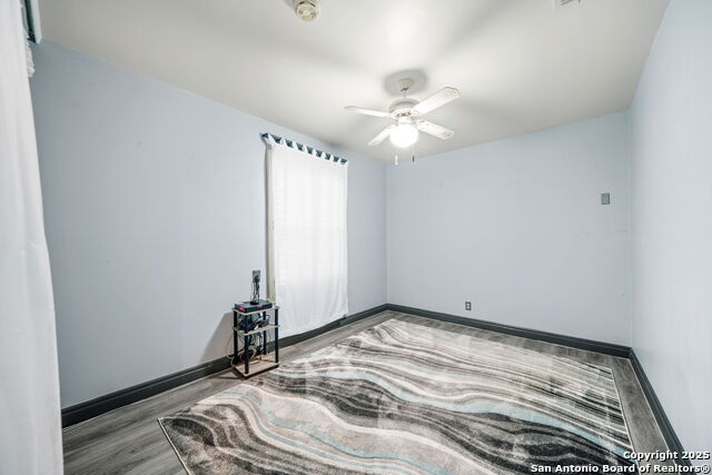 Image 12 of 24 For 6022 Castle View Drive