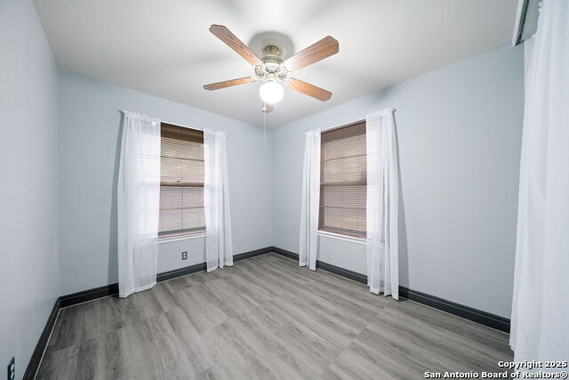 Image 14 of 24 For 6022 Castle View Drive