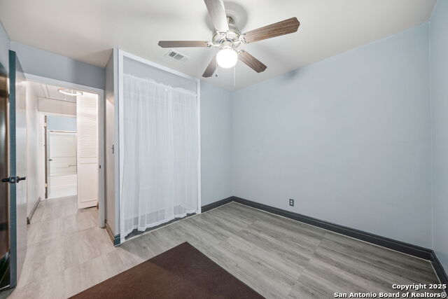 Image 18 of 24 For 6022 Castle View Drive