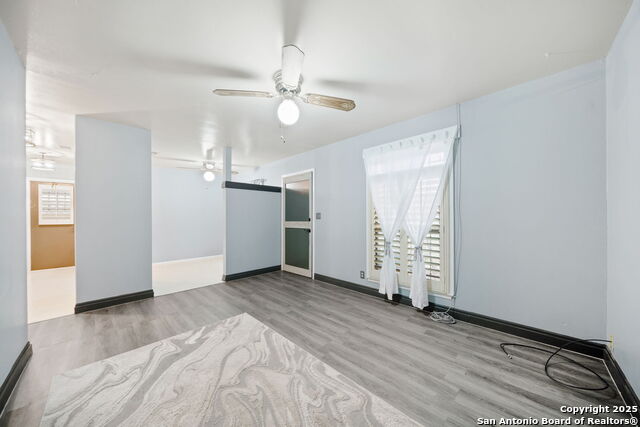 Image 6 of 24 For 6022 Castle View Drive