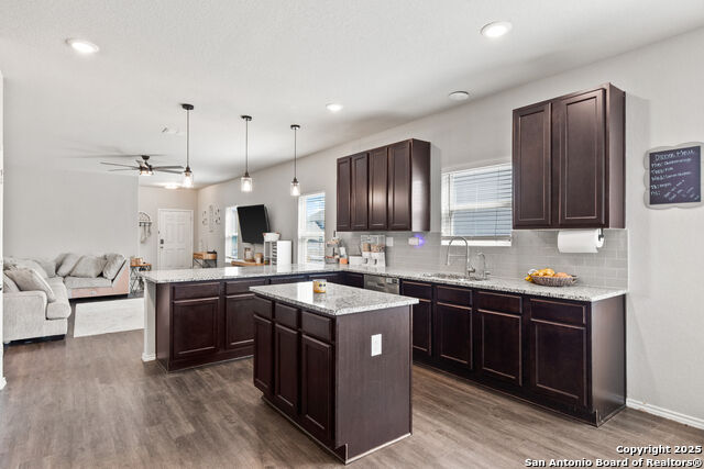 Image 11 of 32 For 331 Saddle Dawn