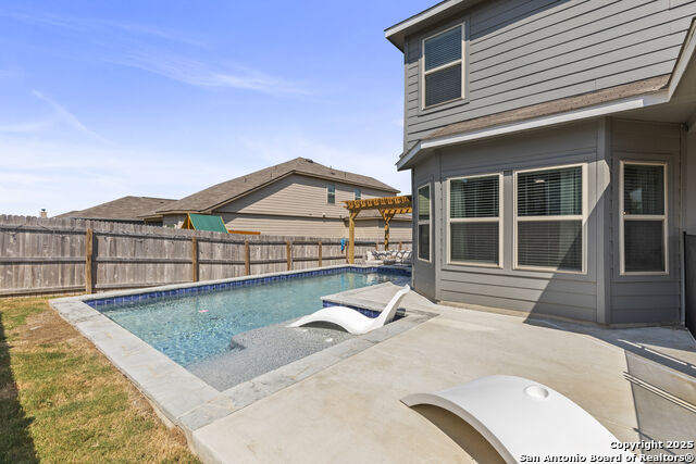 Image 29 of 32 For 331 Saddle Dawn