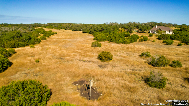 Listing photo id 23 for 425 Youngblood Trail