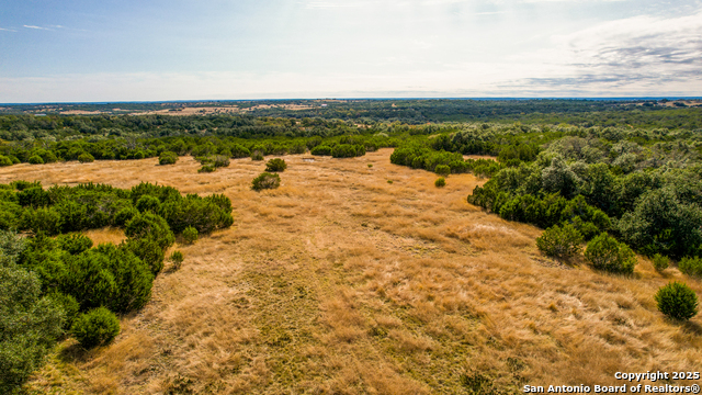 Listing photo id 28 for 425 Youngblood Trail