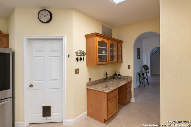 Image 11 of 19 For 1968 Round Table