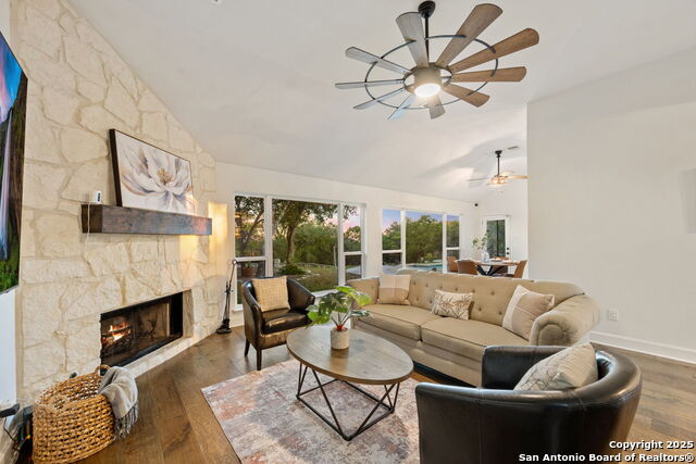 Image 10 of 41 For 31430 Deerfield Terrace