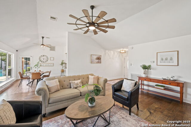 Image 11 of 41 For 31430 Deerfield Terrace