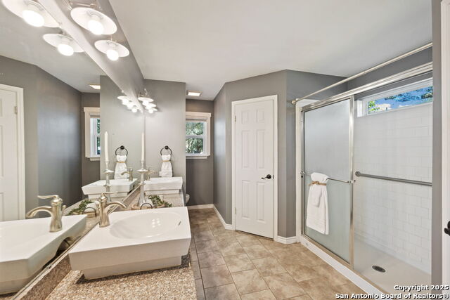 Image 17 of 41 For 31430 Deerfield Terrace