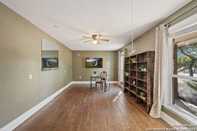 Image 21 of 41 For 31430 Deerfield Terrace