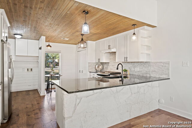 Image 8 of 41 For 31430 Deerfield Terrace