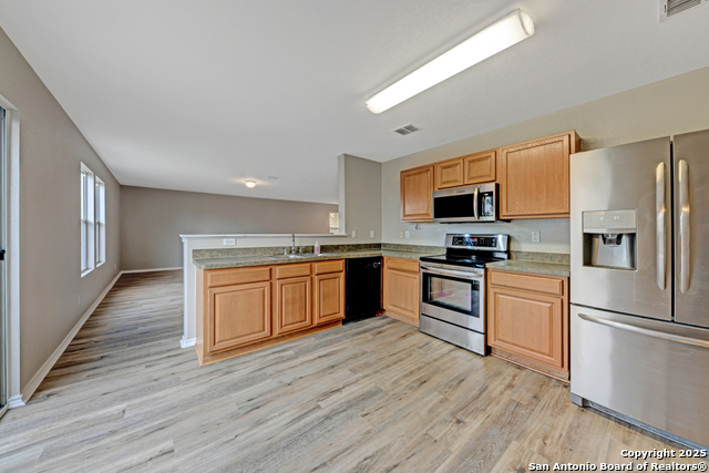 Image 10 of 28 For 605 Gatewood Briar