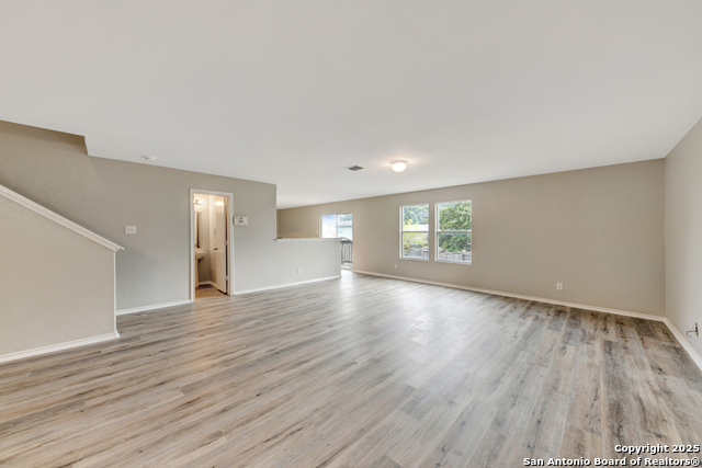 Image 6 of 28 For 605 Gatewood Briar