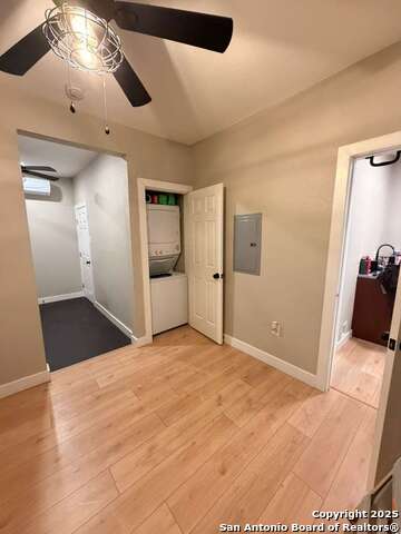 Image 8 of 11 For 251 Woodlawn E