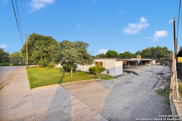 Image 14 of 14 For 600 Gentleman  4