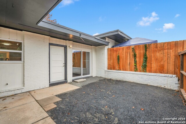 Image 5 of 14 For 600 Gentleman  4