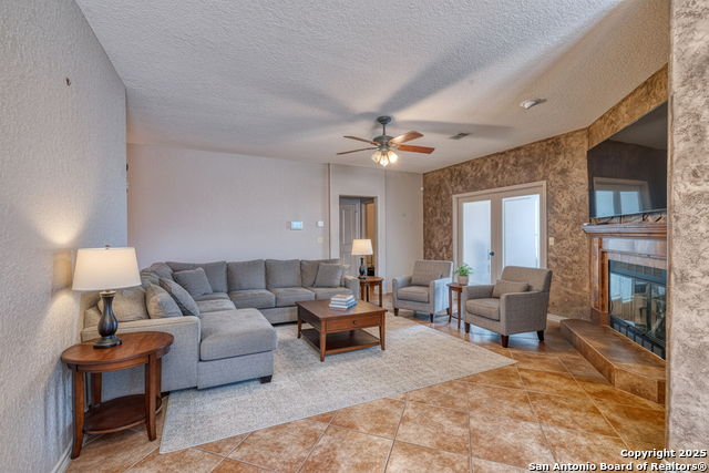 Image 12 of 27 For 3 Briar Court