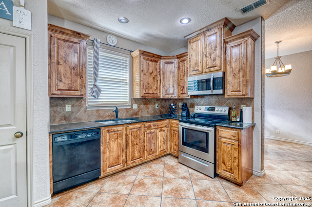 Image 15 of 27 For 3 Briar Court