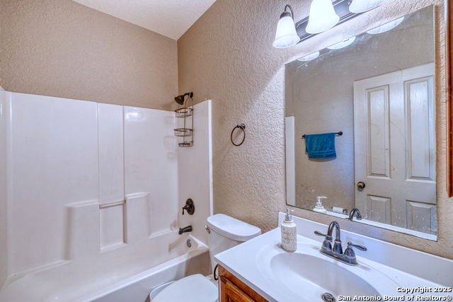 Image 19 of 27 For 3 Briar Court