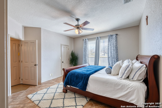 Image 23 of 27 For 3 Briar Court