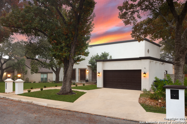 Image 3 of 50 For 13731 Hunters Moss