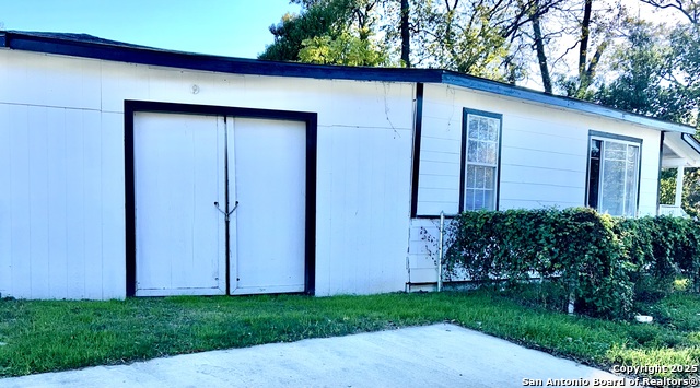 Image 20 of 23 For 310 Finton  B