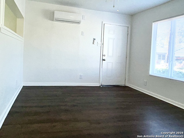 Image 9 of 23 For 310 Finton  B