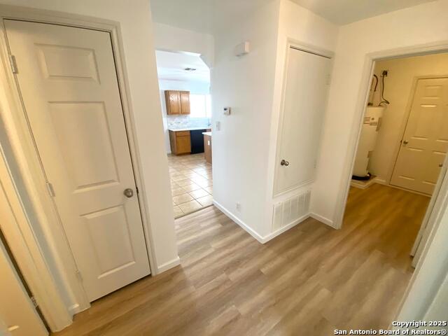 Image 25 of 31 For 13411 Asbury