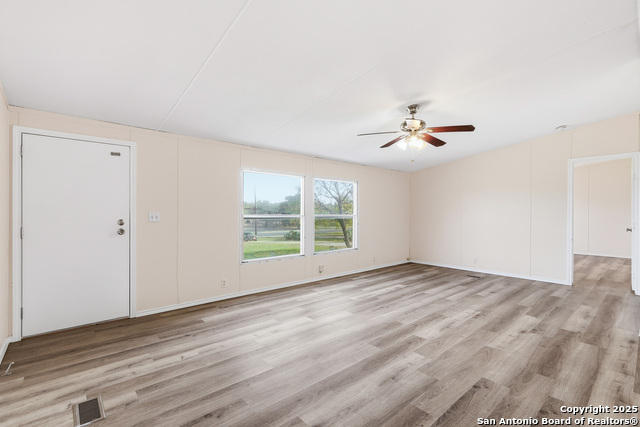 Image 3 of 26 For 22411 Savannah Hts