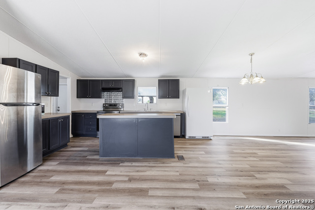 Image 5 of 26 For 22411 Savannah Hts