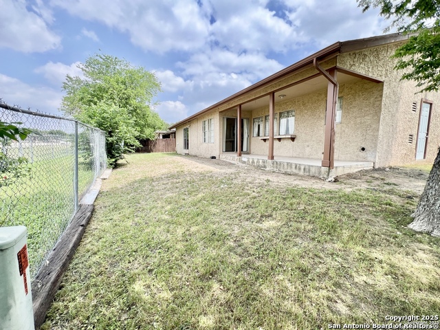 Image 20 of 21 For 6803 Indian Lake