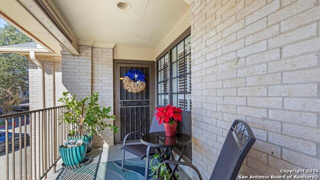 Image 21 of 23 For 165 Rampart W 202