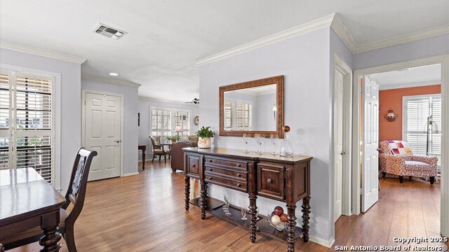 Image 5 of 23 For 165 Rampart W 202