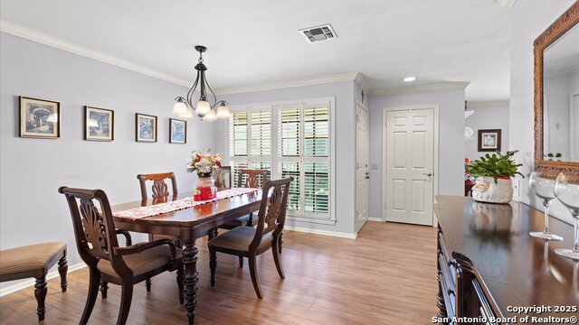 Image 6 of 23 For 165 Rampart W 202