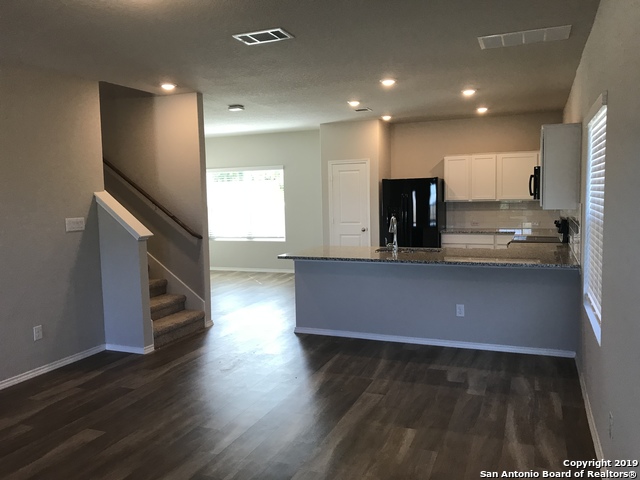 Image 6 of 23 For 1810 Strawberry