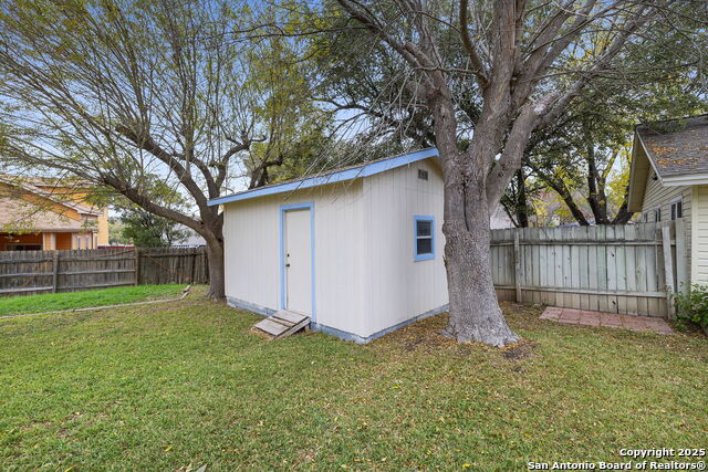 Image 28 of 44 For 3807 Pine Breeze