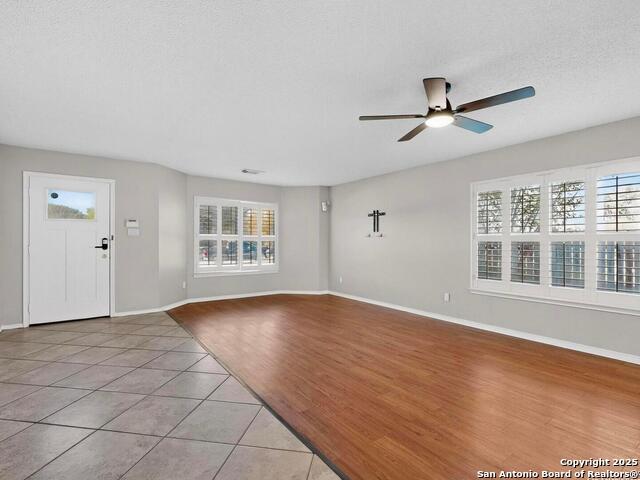 Image 5 of 38 For 7830 Fossil Banks