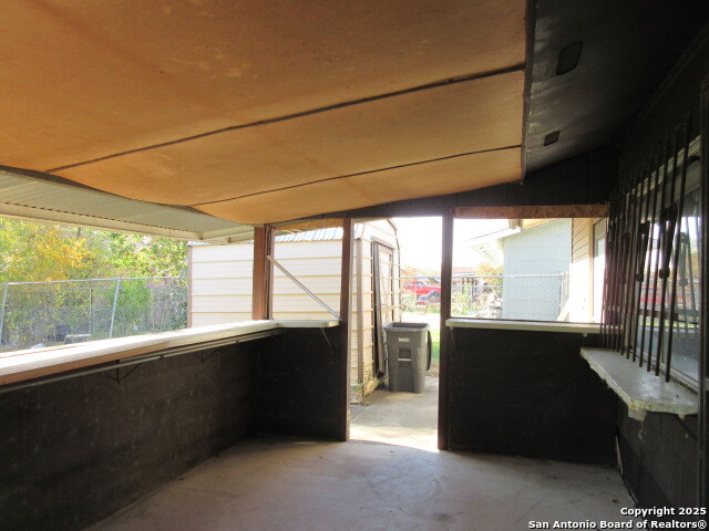 Listing photo id 20 for 5530 Prairie Flower