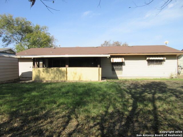 Listing photo id 22 for 5530 Prairie Flower