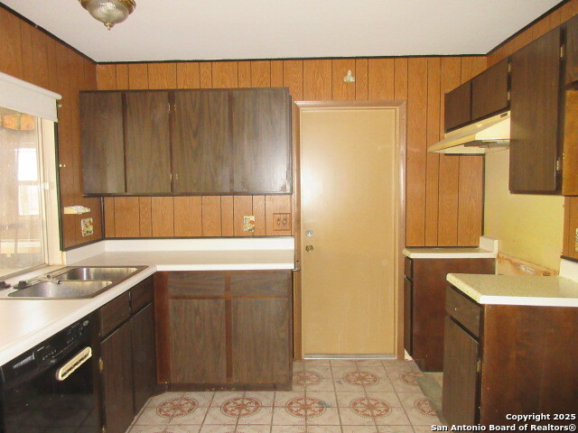 Listing photo id 5 for 5530 Prairie Flower