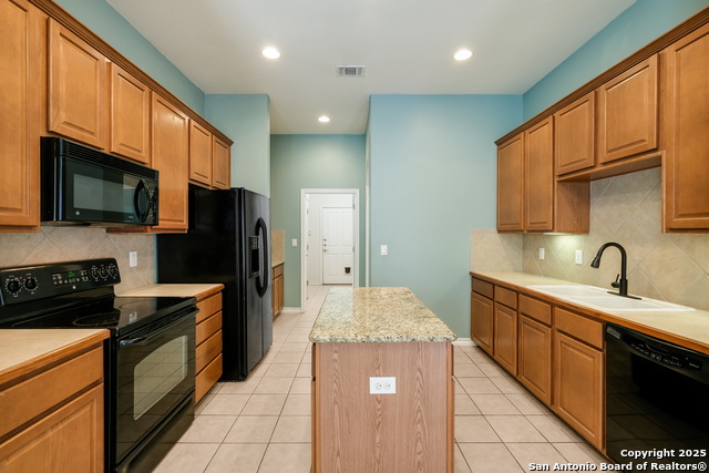 Image 11 of 25 For 22216 Park Summit Cv