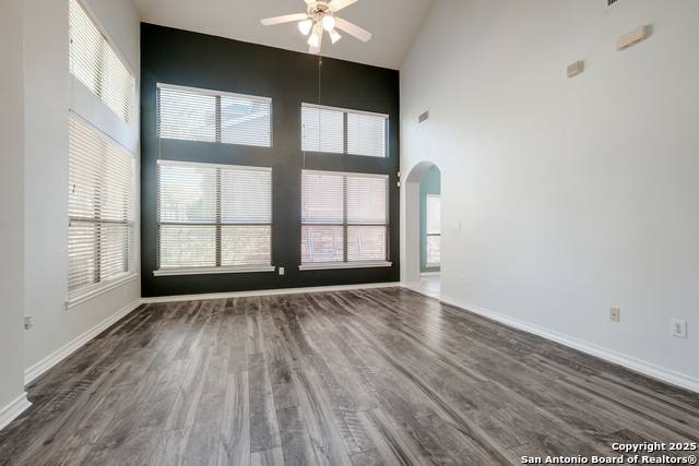 Image 6 of 25 For 22216 Park Summit Cv