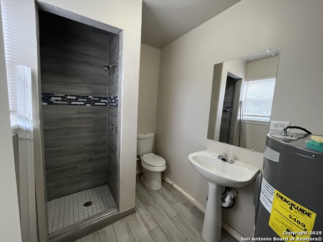 Listing photo id 4 for 3723 Martin W