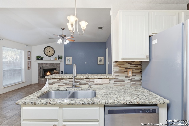 Image 10 of 32 For 2611 Cloudy Meadows