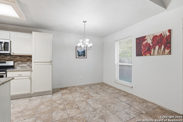 Image 14 of 32 For 2611 Cloudy Meadows