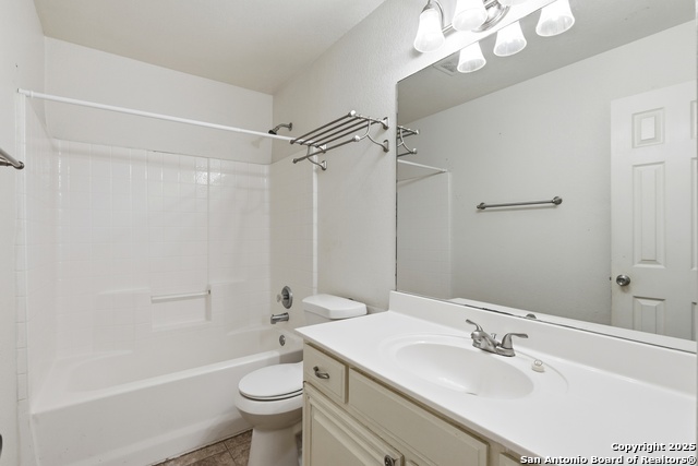 Image 18 of 32 For 2611 Cloudy Meadows