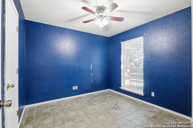 Image 22 of 32 For 2611 Cloudy Meadows