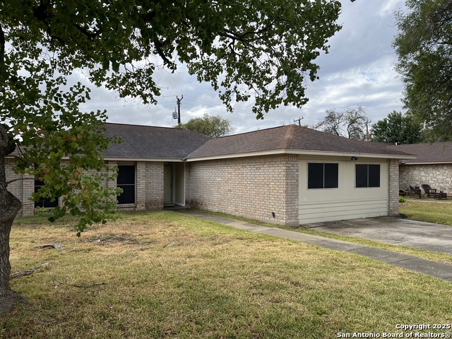 Image 2 of 42 For 6522 Ridge Willow