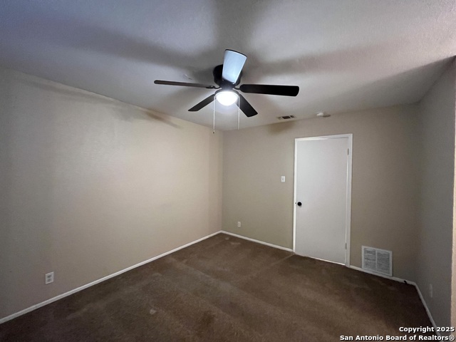 Image 28 of 42 For 6522 Ridge Willow