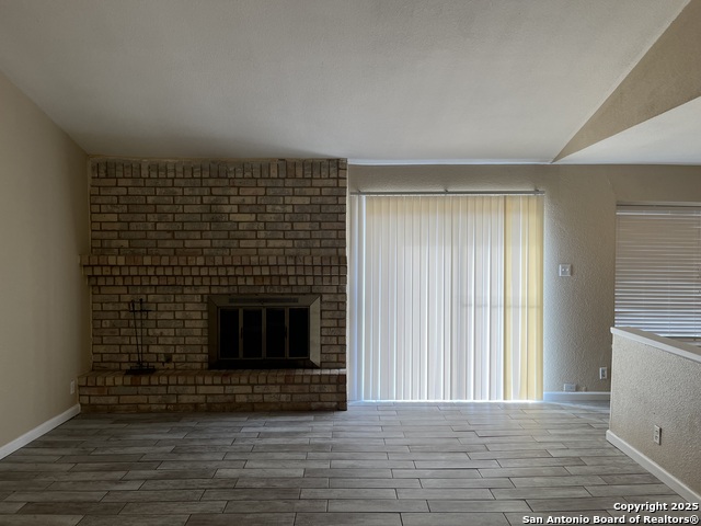 Image 5 of 42 For 6522 Ridge Willow